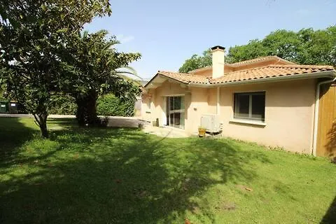 Belle Villa Avec Jacuzzi, Parking, Climatisation, Jardin, Calme *
