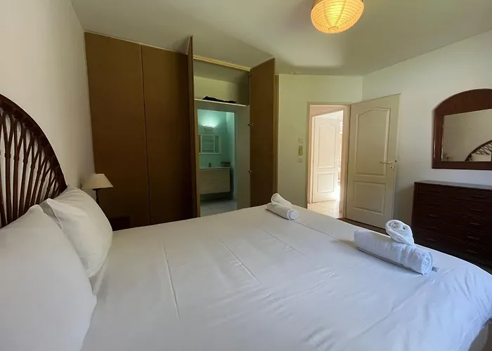 Belle Villa Avec Jacuzzi, Parking, Climatisation, Jardin, Calme Nyaraló Biarritz