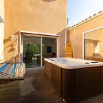 Belle Avec Jacuzzi, Parking, Climatisation, Jardin, Calme Holiday home Biarritz