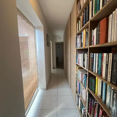 펜션 Belle Villa Avec Jacuzzi, Parking, Climatisation, Jardin, Calme *