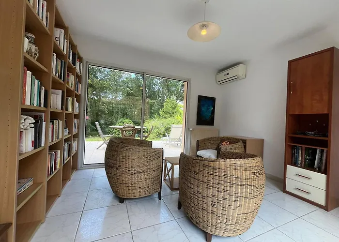 Belle Villa Avec Jacuzzi, Parking, Climatisation, Jardin, Calme Vakantiehuis *