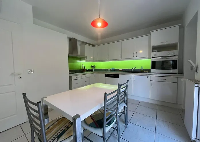 Belle Villa Avec Jacuzzi, Parking, Climatisation, Jardin, Calme Biarritz