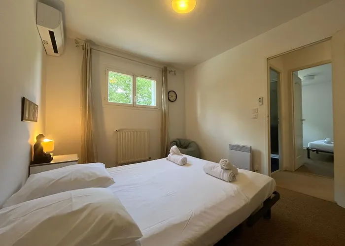 Vakantiehuis Belle Villa Avec Jacuzzi, Parking, Climatisation, Jardin, Calme *